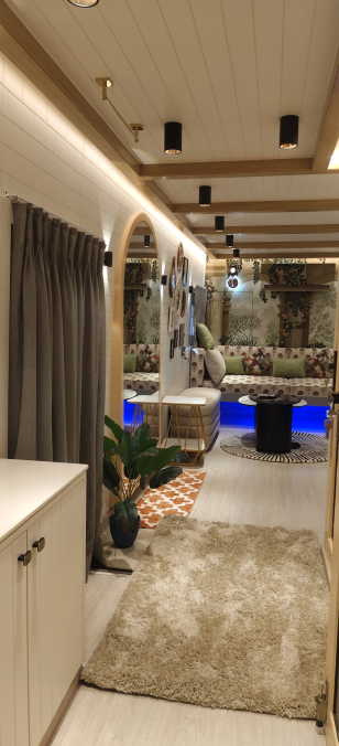 Triple Door Vanity Van