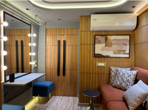 Triple Door Vanity Van